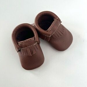 Freshly Picked Moccasin Baby Shoe in Brown size 1